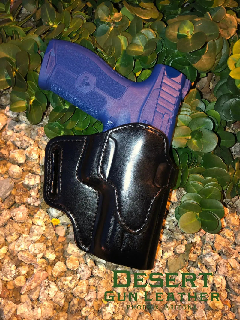 Avenger Holster Desert Gun Leather